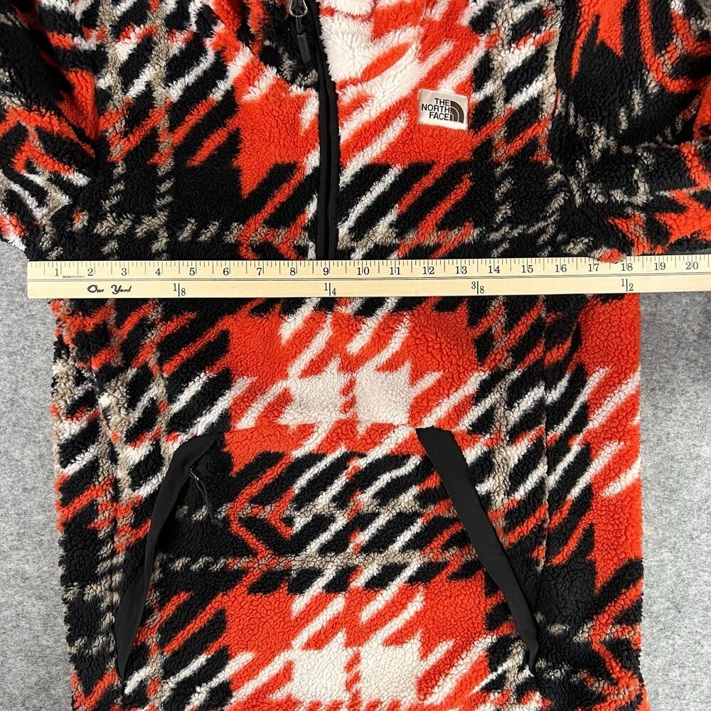The North Face Men’s Fiery Red 1/4 Zip Cabin Fleece PO Hoodie Jacket Size S - Picture 4 of 7